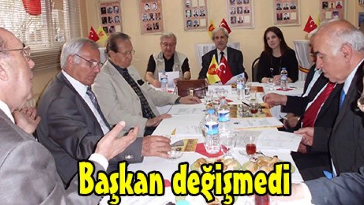 Başkan değişmedi.