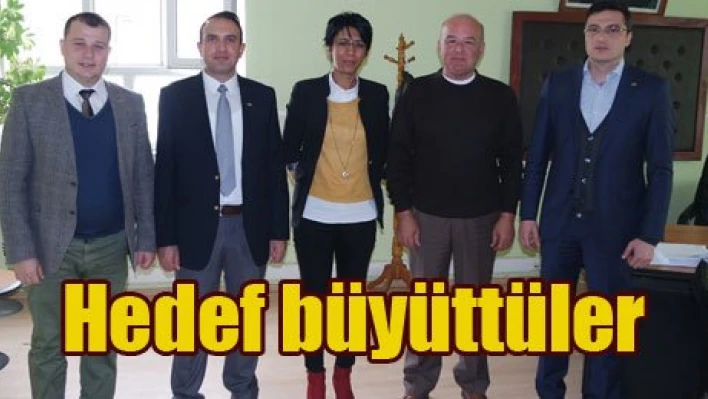 Tüm-Yerel-Sen büyüyor