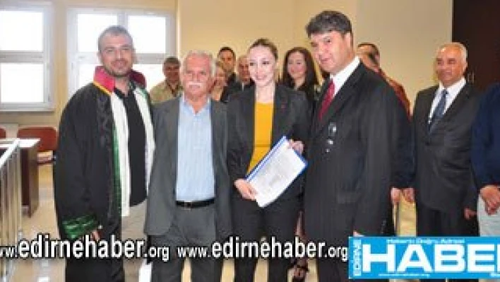 Mazbatasını aldı