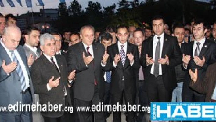 'Sütte leke var adaylarda yok'