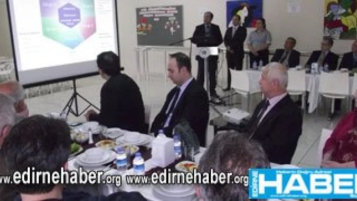 Beynelmilel lise diploması vermeye hazırlanıyorlar