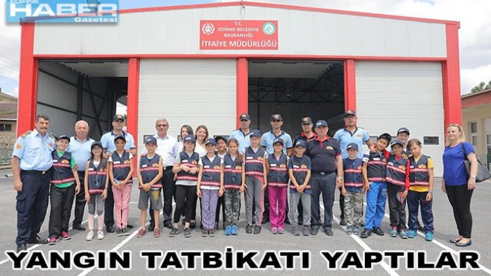 Öğrencilerden yangın tatbikatı