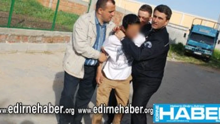 Adliyeden kaçan zanlı polisi alarma geçirdi
