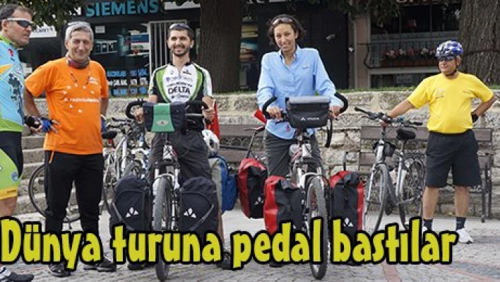 Dünya turuna pedal bastılar