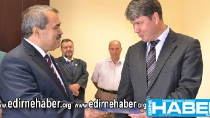 Mazbatayı aldı