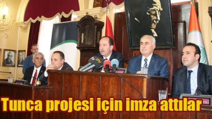 İmzalar atıldı