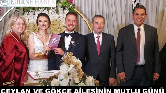 Ceylan ve Gökçe ailesinin mutlu günü