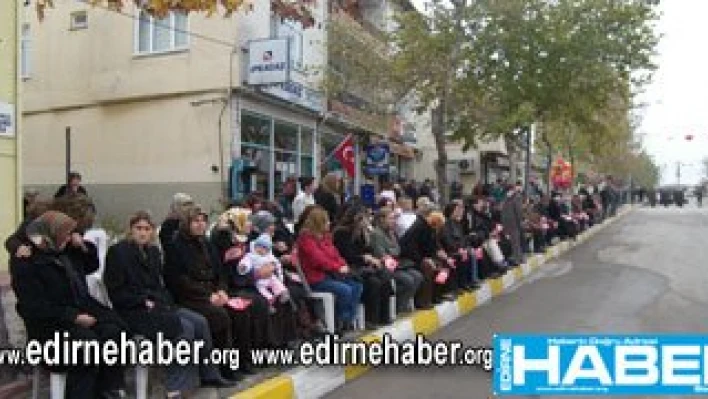 Lalapaşa köy olacak mı?