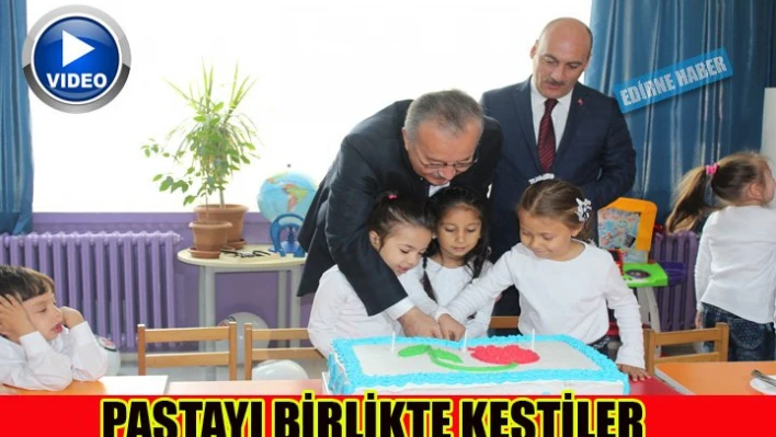 Önce dans gösterisi, sonra doğum günü pastası