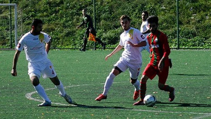 Edirnespor duvara tosladı