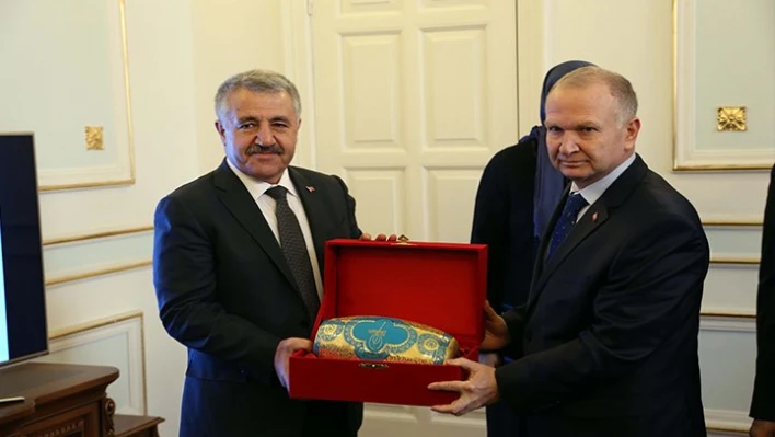 'Parası önemli değil, helali hoş olsun'