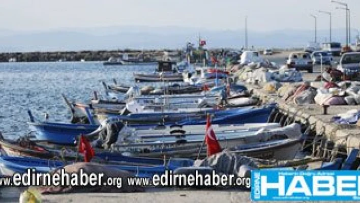 Karanlıktan kurtuluyor