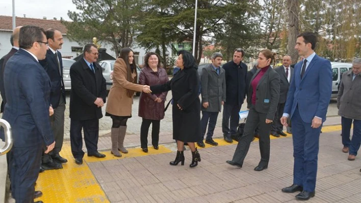 Muhtarlarla buluştu