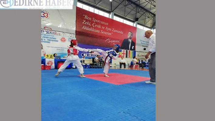 Edirne Belediye Spor'un tekvando başarısı