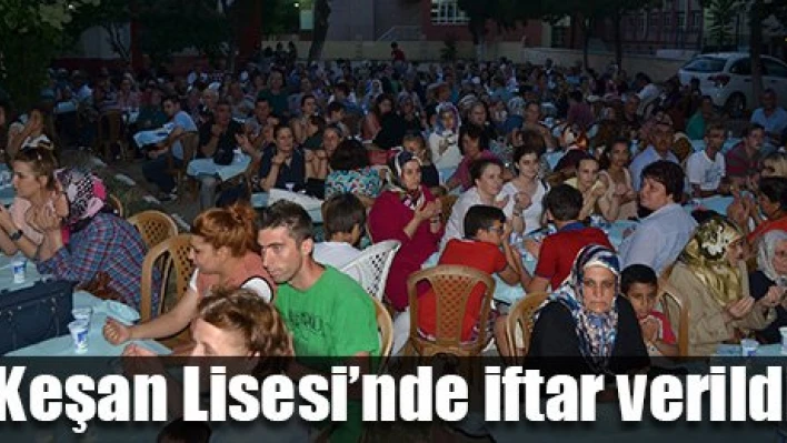 Halkla iftarda buluştular