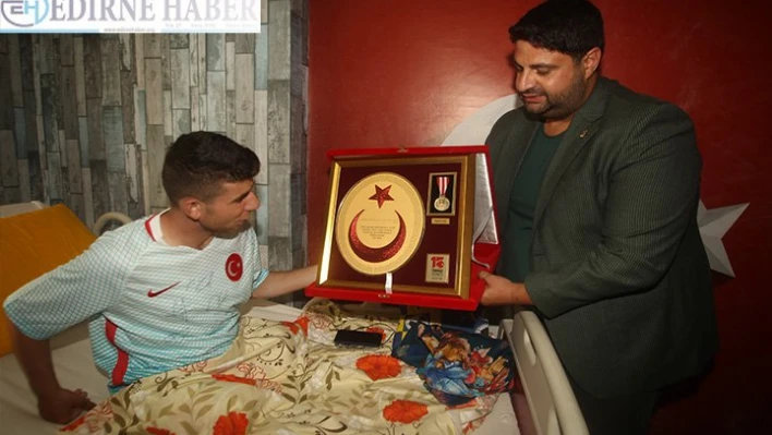 'Gazilerimizin yanında olmaya devam edeceğiz'
