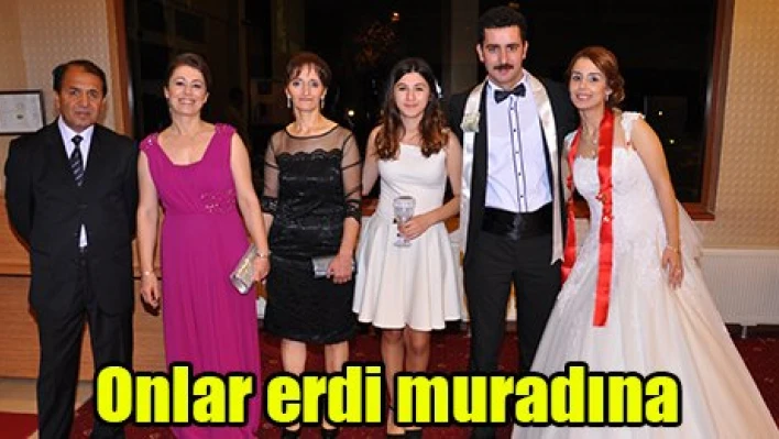 Onlar erdi muradına