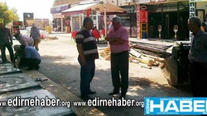 Kaldırımları denetledi