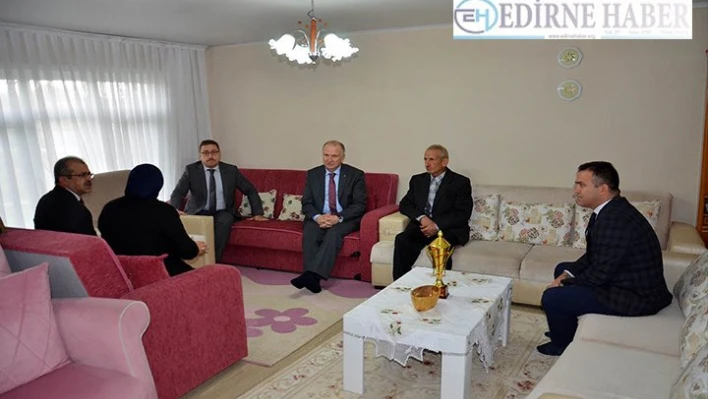 Ceylan, şehit ailesini ziyaret etti