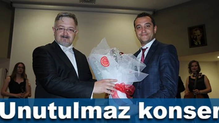 Müzik ziyafeti verdiler
