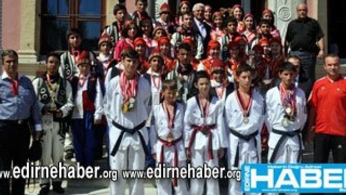 Altınlar Başkandan