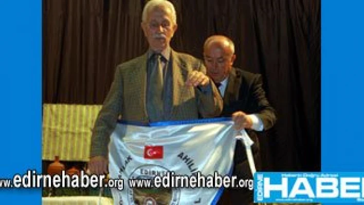 ''Yılın Ahisi'' berber Şükrü İzci