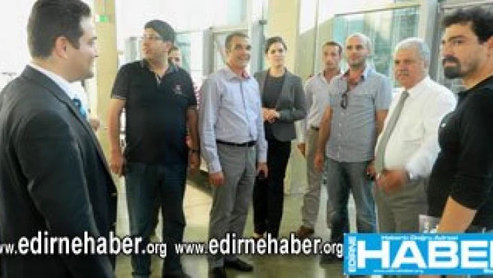 İpekyol Tekstil Fabrikası'nı ziyaret ettiler
