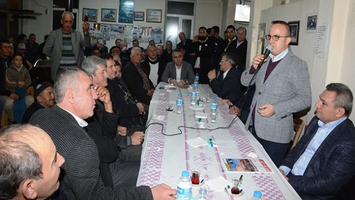Vatandaşların taleplerini dinledi