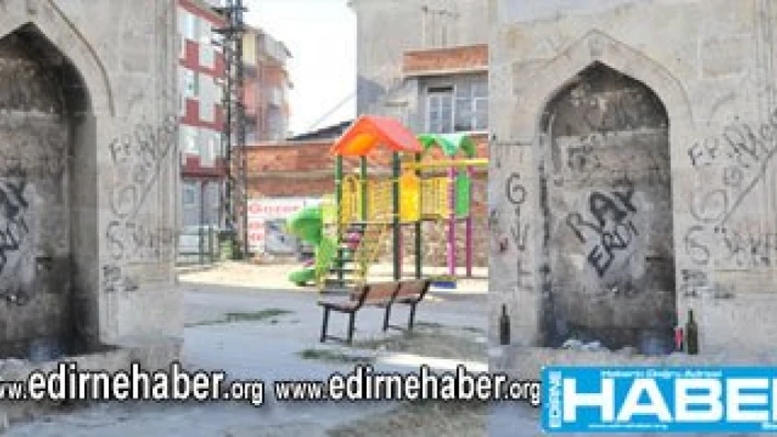 Akşamcıların mekanı oldu