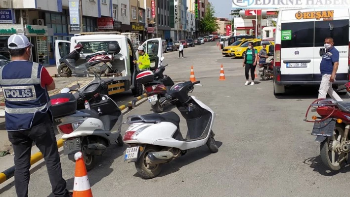 Motosiklet sürücülerine ceza yağdı