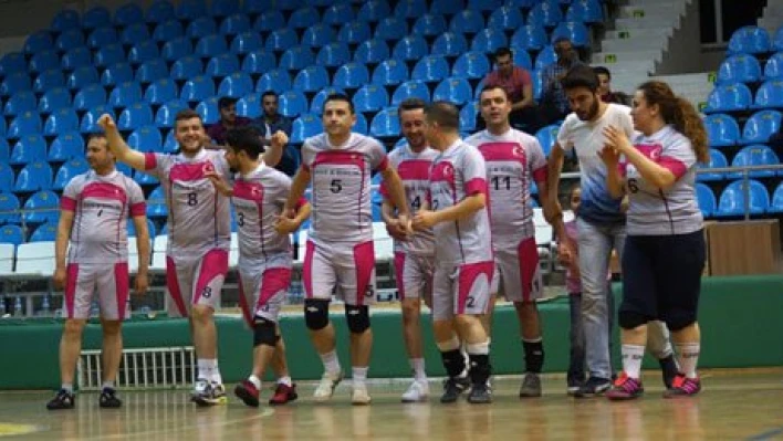 Gençlik Spor finalde EGS'ye karşı