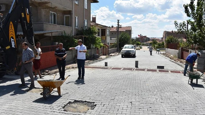 Yollar yenileniyor