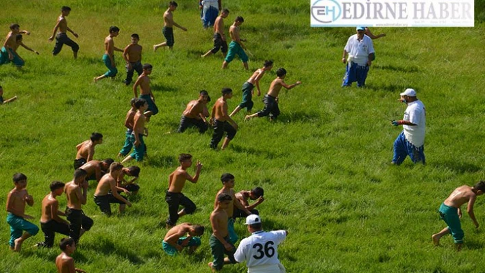  Kırkpınar Yağlı Güreşleri Başladı