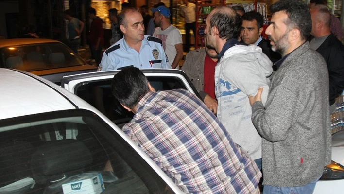 2 dolandırıcı tutuklandı