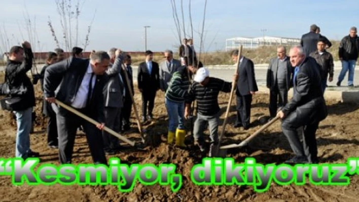 𔄙 Kesiyor, 100 dikiyoruz”