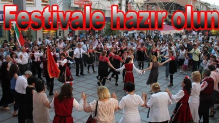 Festivaller kenti olduk
