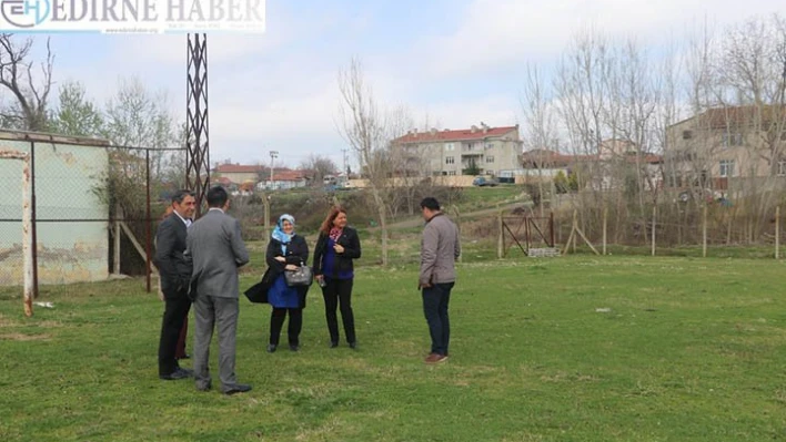 Karacakılavuz futbol sahası yenilenecek