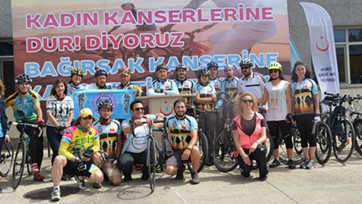 Viyana'dan İstanbul'a pedal basıyorlar