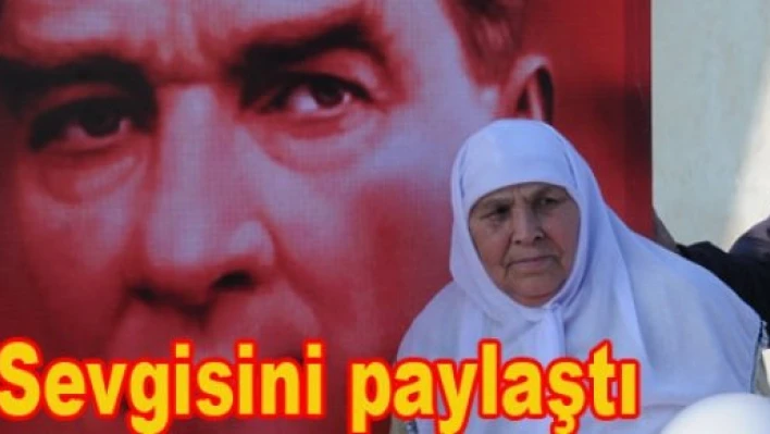 Hacer teyzenin Atatürk sevgisi