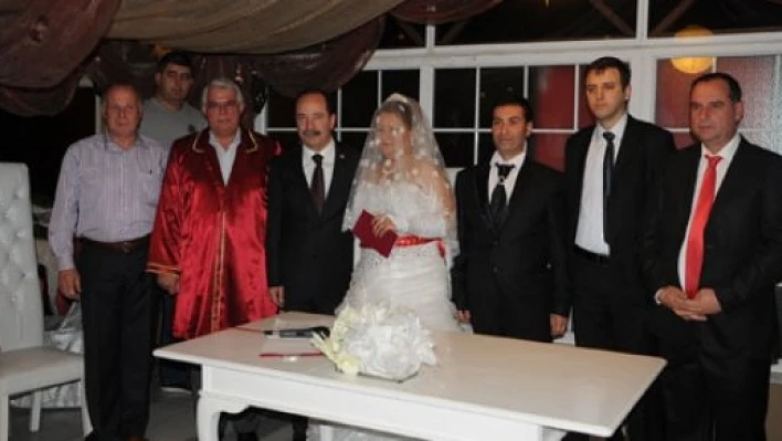 Onlar erdi muradına
