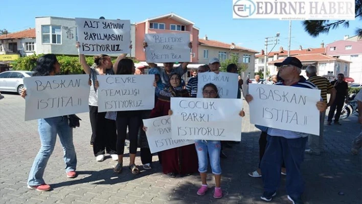 Belediyeyi protesto ettiler