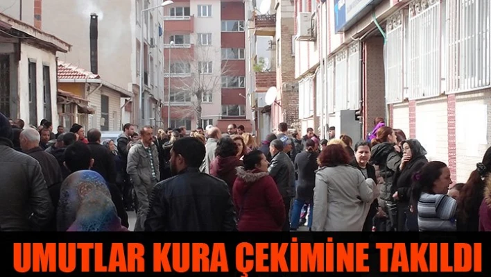 Umutları ertelendi