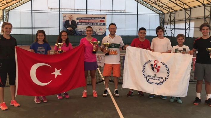 Raketleri Zafer Bayramı için salladılar