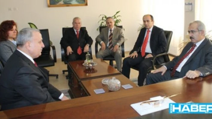  İade-i ziyaretler sürüyor