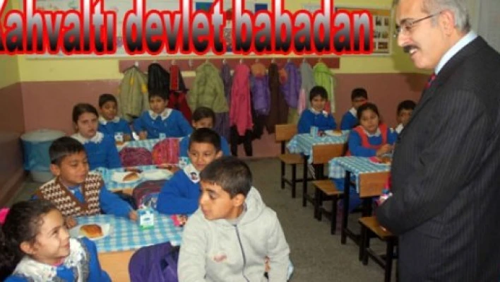 Derslere kahvaltıyla başlıyorlar
