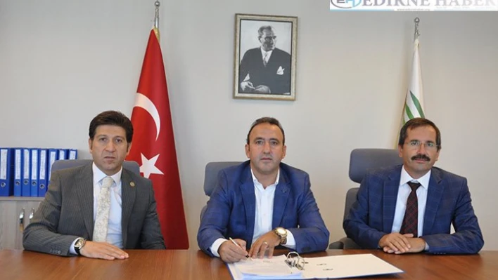 Projelerin sözleşmeleri imzalandı