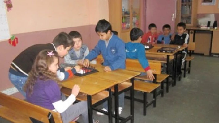 600 Roman okuma-yazma öğrendi