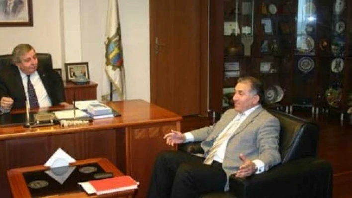 ETSO'yu ziyaret etti 