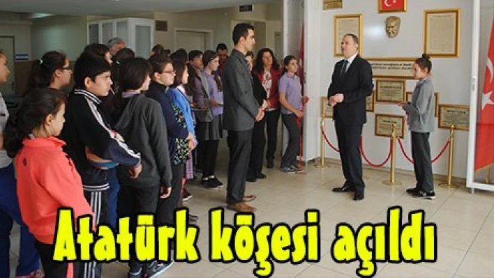 Atatürk köşesi açıldı