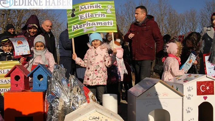 'Minik Ellerin Merhameti' projesi ile hayvan sevgisi aşıladılar